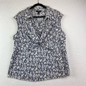 Alfani Black and White patterned blouse. Women’s size 20w.